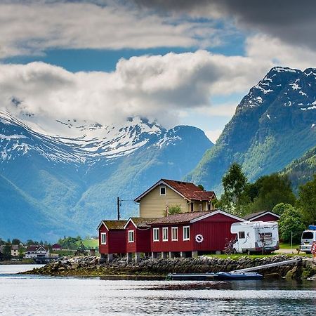 Nesset Fjordcamping Olden Bagian luar foto
