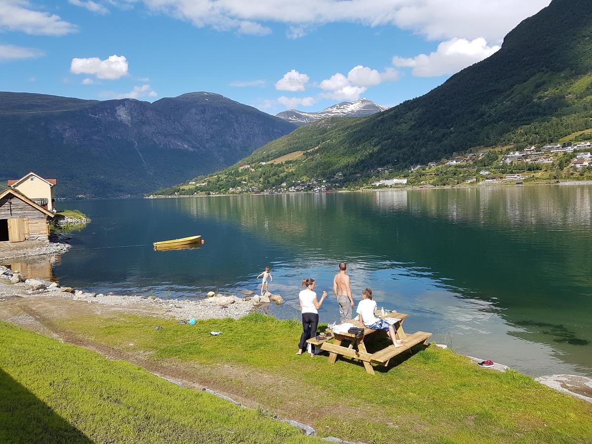 Nesset Fjordcamping Olden Bagian luar foto