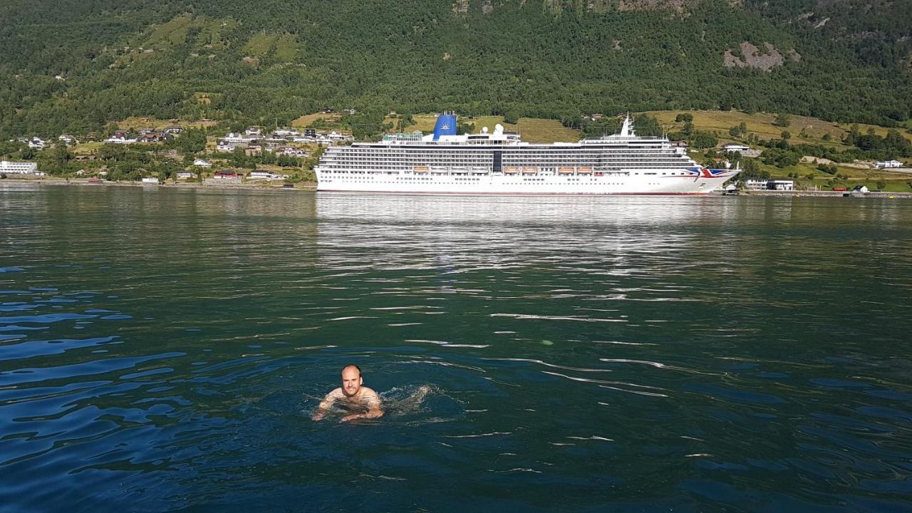 Nesset Fjordcamping Olden Bagian luar foto